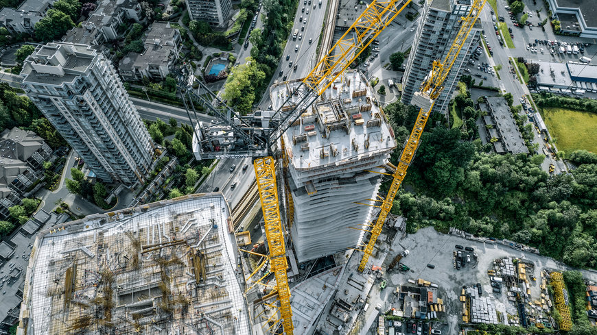 Torre de oficinas de 182 metros de altura: Una nueva grúa Liebherr trabaja en Canadá